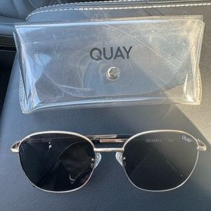 Quay Jezabell sunglasses